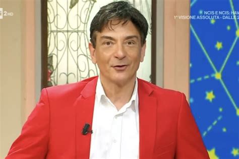 Oroscopo Paolo Fox Sabato E Domenica Febbraio Classifica E