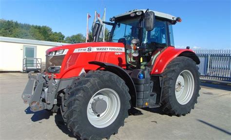 Massey Ferguson Dyna 6