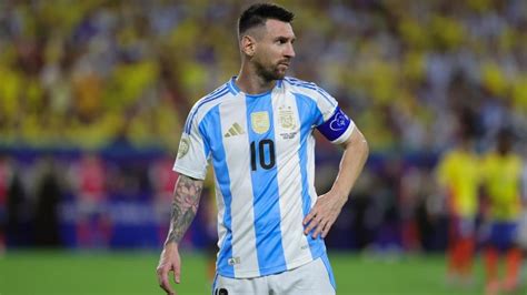 Lionel Messi Dazzles With A Hat Trick And Two Assists For Argentina In