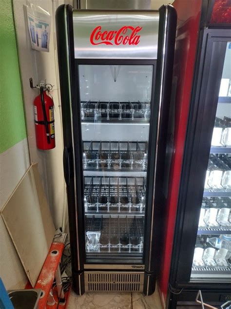 24 Retro Vintage Coca Cola Cooler Fridge GDM 15 RTO HC LD For Sale