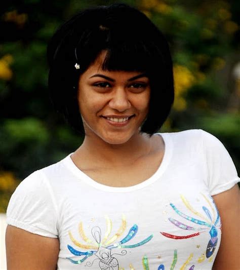 Mumait Khan Latest Hot Photos