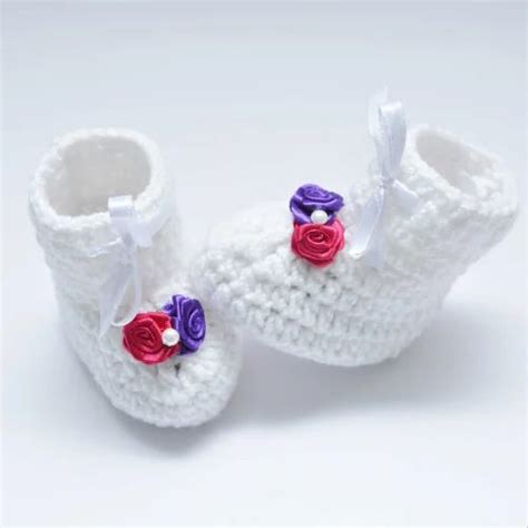 Girls Daisy Crochet Baby Booties at Rs 210/pair in Ahmedabad | ID ...