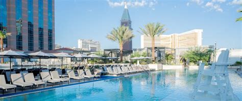 The Pools of The Venetian Resort | Best Pools in Vegas