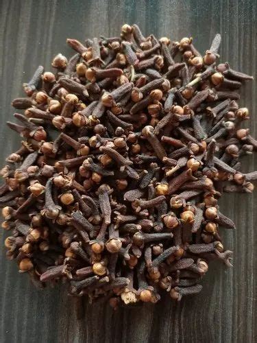 Brown Whole Loose Dry Cloves At Rs Kg In Idukki Id