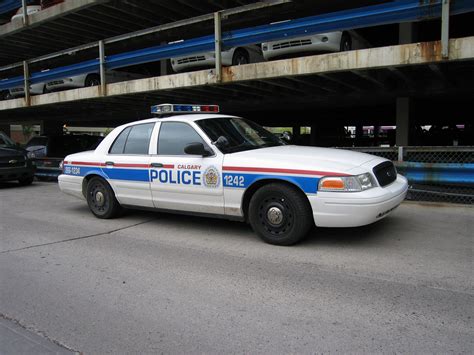 Calgary Police Service Car | Calgary police, Auto service, Police