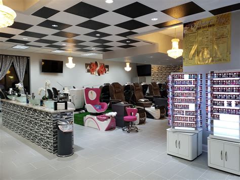 Welcome To 99 Nails And Spa Creative Nails World