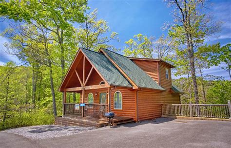 Find Cabins Near The Gatlinburg Convention Center