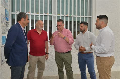 Su Rez Se Compromete A Licitar Las Obras Del Nuevo Ceip Valverde Una