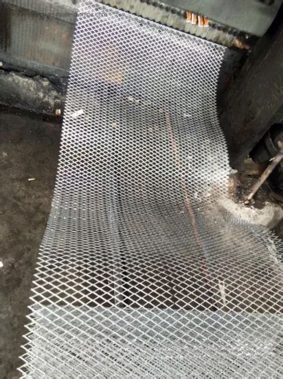 Flattened Galvanized Steel Expanded Metal Mesh 0 8mm 1 2mm Thickness