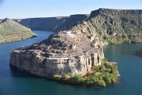 Euphrates River: A Cradle of Civilizations - Ocean Info