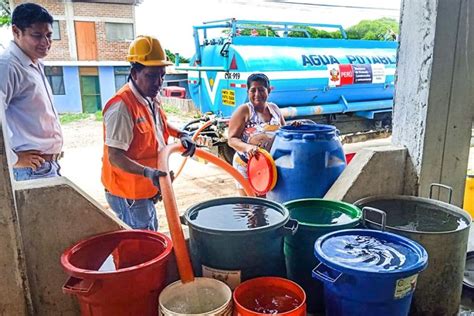 Ministerio De Vivienda Reparti Agua Gratuita En Regiones De Piura