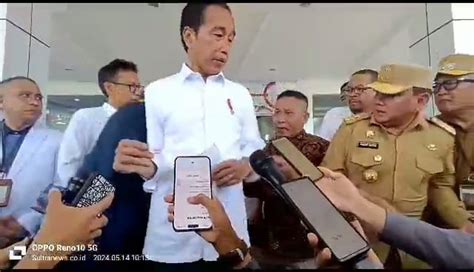 Identitas Pria Yang Terobos Paspampres Hingga Jokowi Terdorong Di