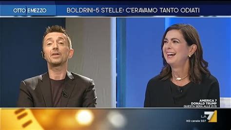 Il Siparietto Tra Scanzi E Boldrini La Boldrini Non Simpatica