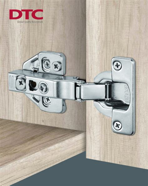 Bisagra DTC 95 Sin Muelle Para Puerta Gruesa Cazoleta 40 Mm Herraxa