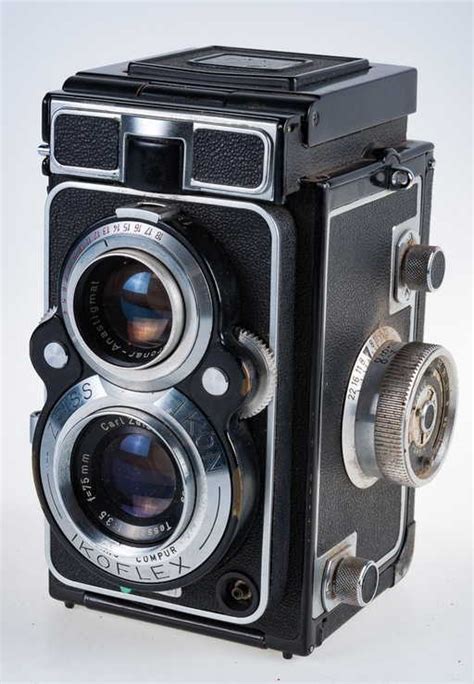 Zeiss Ikon Ikoflex Camera Circa 1956