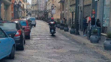 Catanzaro Via Libera All Isola Pedonale Sul Corso I Dettagli