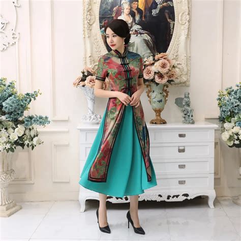 2018 High Fashion Vietnam Ao Dai Dress Elegant Burgundy Satin Chinese