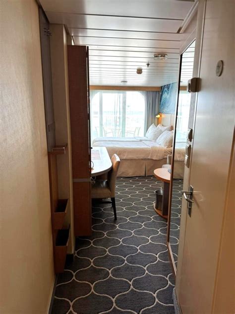 7 Tips to Find The Best Cabins on a Cruise Ship! - Cruise with Leo