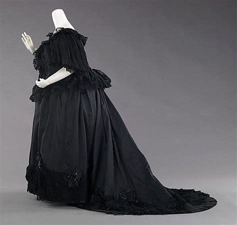 Mourning Dress Worn By Queen Victoria 1894 95 Uk The Met Museum