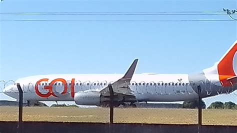 Pouso Do Boeing 737 800 Da Gol PR GXJ No Aeroporto De Uberaba 19 05