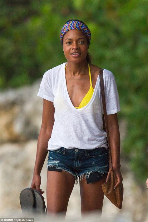 Naomie Harris Hot