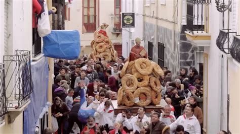 La Fiesta De Los Roscos De Olula Del Rio En El Programa Gente De