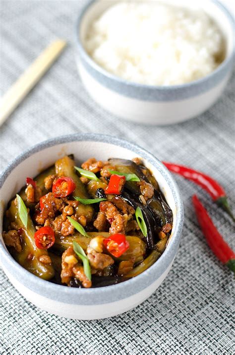 Szechuan Spicy Eggplant 鱼香茄子 Omnivores Cookbook Delicious