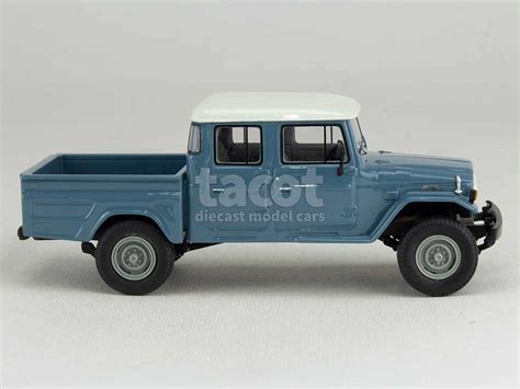 Toyota HJ45 Land Cruiser Crew Cab 1979 Matrix 1 43 Autos