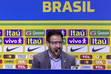 Confira os convocados por Ramon Menezes para a seleção brasileira pré