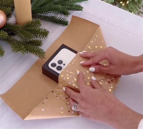 Woman Shows How To Wrap Presents Like A Pro With Brilliant Gift