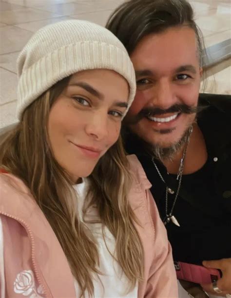 Priscila Fantin e marido celebram três anos de casamento Melhor