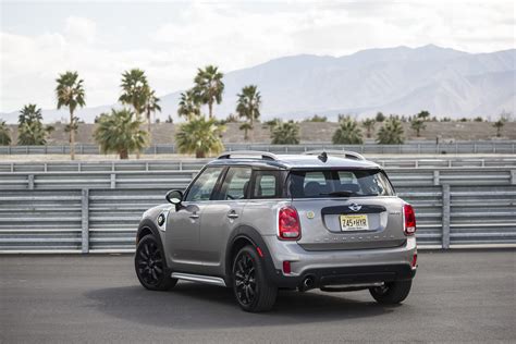 MINI Countryman Hybrid Review - Is This The Perfect MINI Daily Driver ...