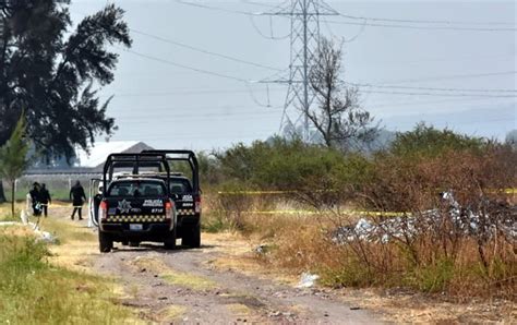 Hallan Fosa Clandestina En Irapuato Encuentran Seis Cuerpos Enterrados