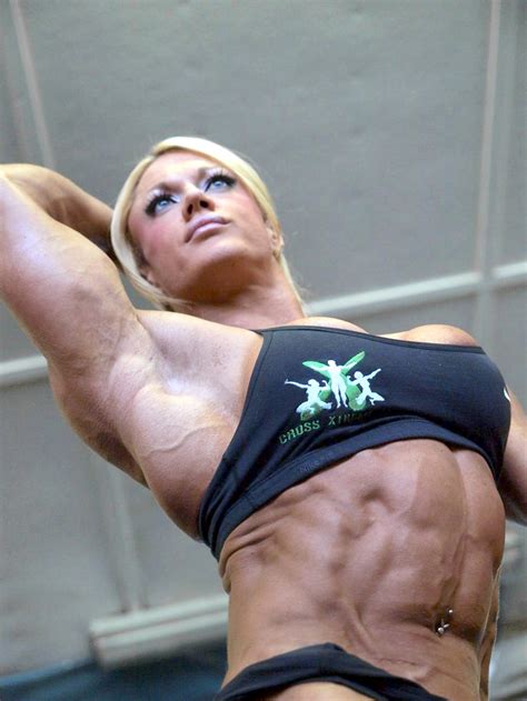 Lisa Cross Female Bodybuilding Muscular Female Bodybuilders