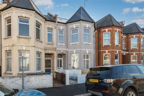 Linacre Road Willesden Green London Nw2 2 Bedroom Flat For Sale