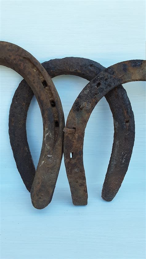 Lot Of 3 Horseshoes Lucky Horseshoe Rustic Decor Barn Etsy