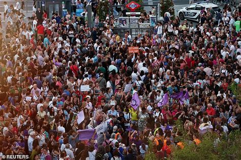 Jenni Hermoso Supporters Line The Madrid Streets To Protest Against