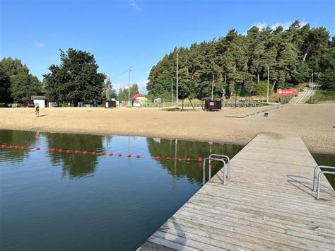 10 letni Timi utonął w jeziorze Na plaży płoną znicze Super Express