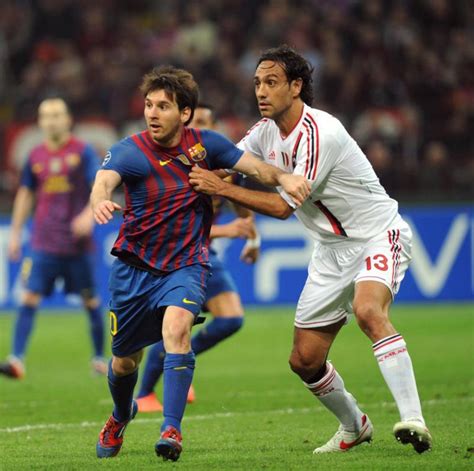 AC Milan VS FC Barcelona 0-0, UEFA Champions League 2011/12 - AC Milan ...