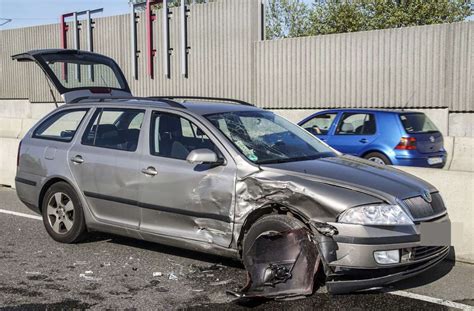 Falschfahrer Verursacht Unfall Auf Der B 464 Bei Holzgerlingen