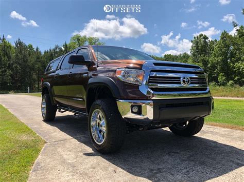 Toyota Tundra With X Fuel Maverick D And R Toyo