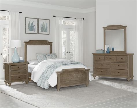 A Beautiful 3 Piece Full Bedroom Set Features Bed Nightstand And