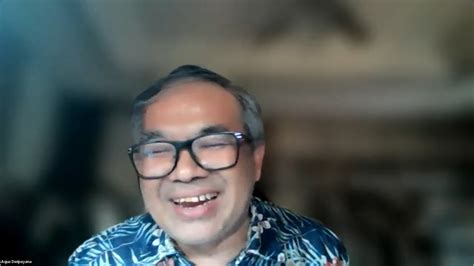 Dr Aqua Dwipayana Kunci Menjadi Wartawan Profesional Adalah