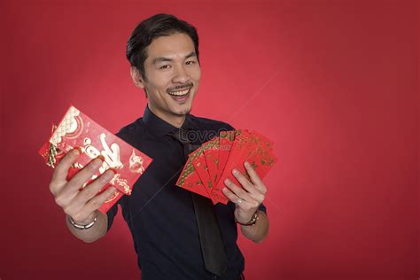 Business People Give Red Envelopes In The New Year Picture And HD