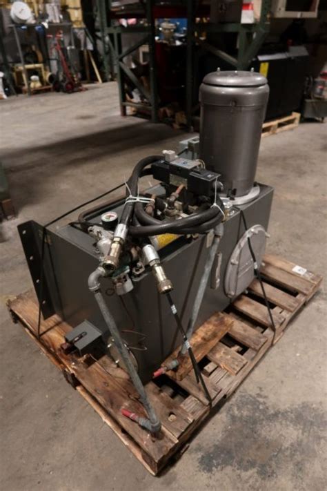 Vickers 10 HP Power Pack Pre Owned Plastics Machinery