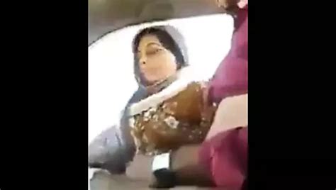 Turbanli Yengesini Arabada Sikiyor Konusmali Free Porn 2c XHamster