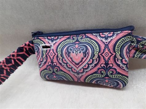 Navy Hot Pink Geo Damask Insulin Pump Pouch Case Adult Insulin Pump Pouches Fashionable