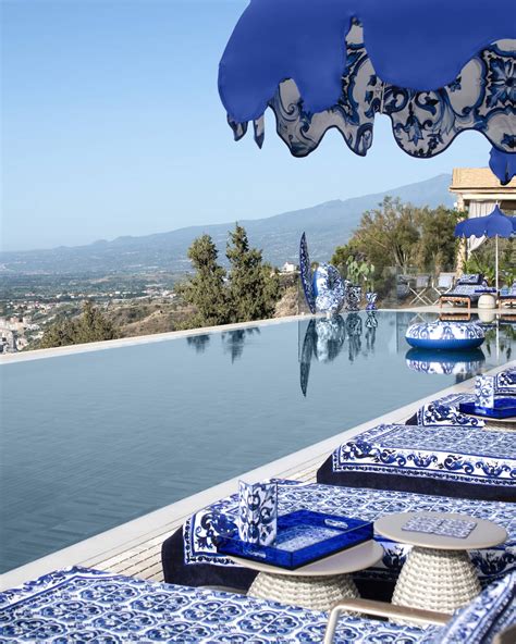 Luxury 5 Star Hotel in Taormina, Sicily | Four Seasons Taormina at San ...