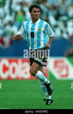 OSCAR RUGGERI, ARGENTINA and VELEZ SARSFIELD FC, 1991 Stock Photo - Alamy