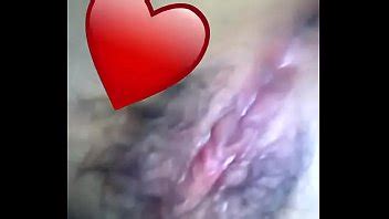 María se toca mientras se queda sola en su casa XVIDEOS